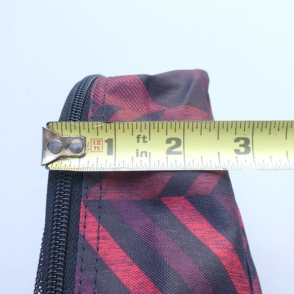 Eagle Creek Pack It Half Cube 10 x 7 Travel Pouch Small Red Black Mesh Zip Bag - Picture 8 of 8